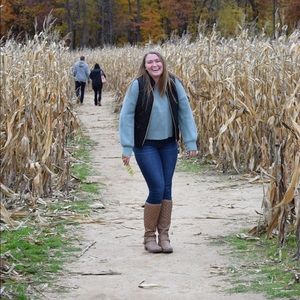 Meet your Posher, Ericka